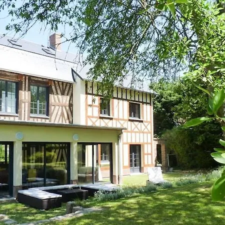 Semi Detached House Rieux בית נופש *
