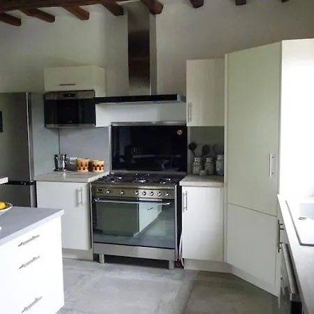 Semi-detached House, Rieux Tatil Evi