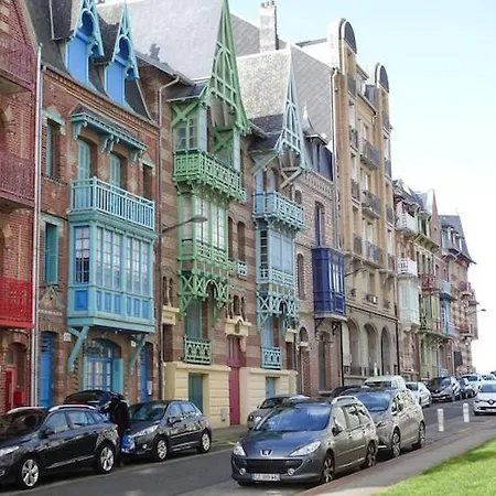 Semi-detached House, Rieux *